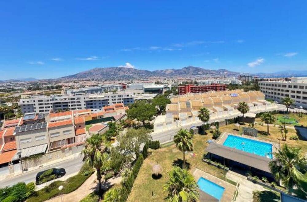 3 Zimmer Apartment zu vermieten in Fuengirola mit Pool Garage - 2.400 € (Ref: 9467920)