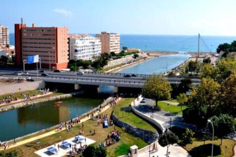 3 Zimmer Apartment zu vermieten in Fuengirola mit Pool Garage - 2.400 € (Ref: 9467920)