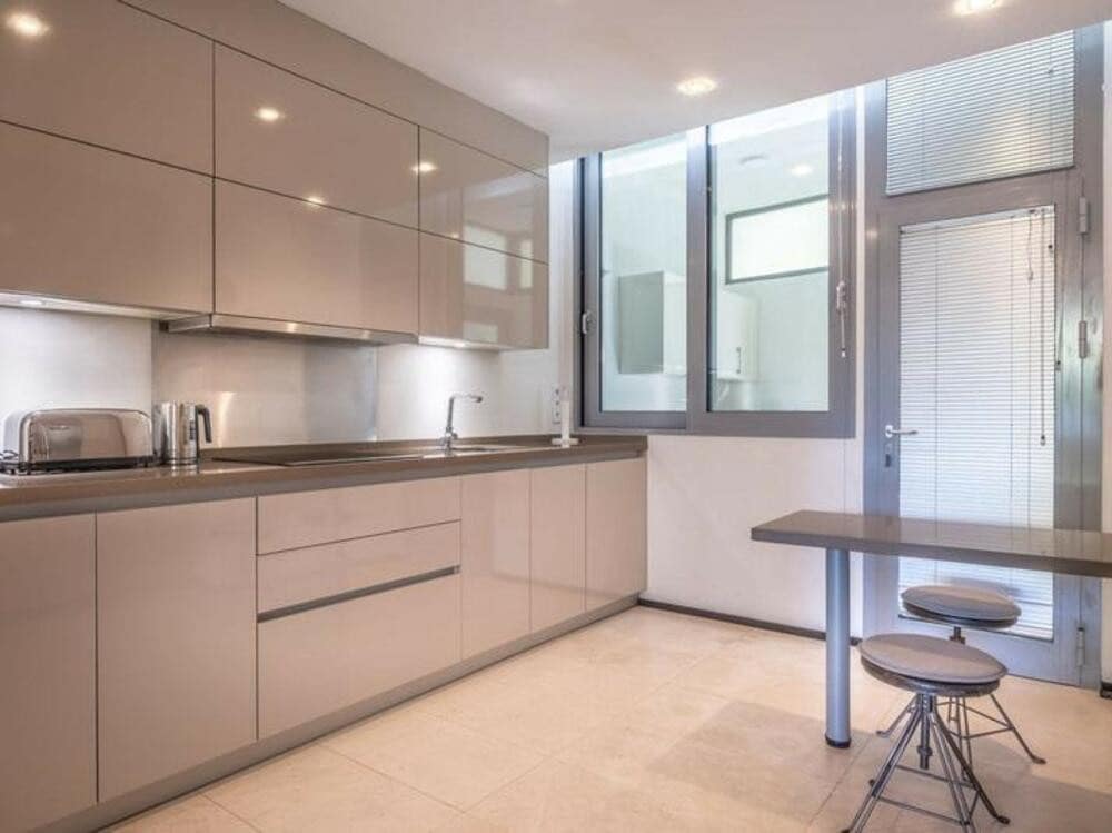 2 makuuhuone Omakotitalo myytävänä paikassa Marbella mukana uima-altaan 
autotalli - 1 417 500 € (Ref: 9467921)