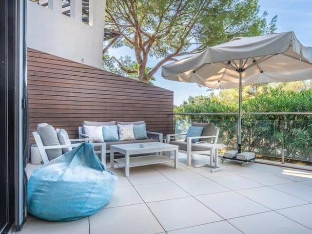 2 makuuhuone Omakotitalo myytävänä paikassa Sierra Blanca, Marbella mukana uima-altaan 
autotalli - 1 417 500 € (Ref: 9467921)