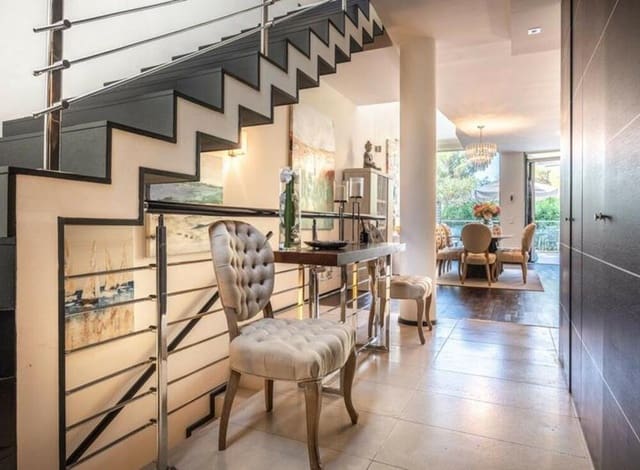 2 chambre Maison de Ville à vendre à Sierra Blanca, Marbella avec piscine garage - 1 417 500 € (Ref: 9467921)