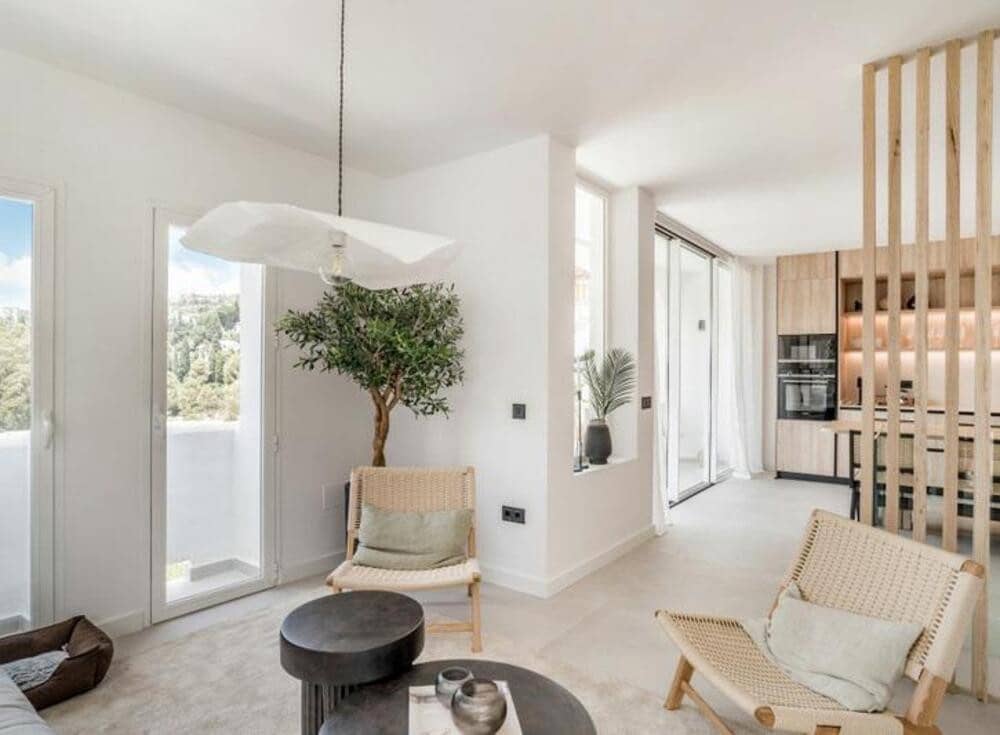 Apartamento de 3 habitaciones en La Quinta en venta con piscina garaje - 649.000 € (Ref: 9468010)