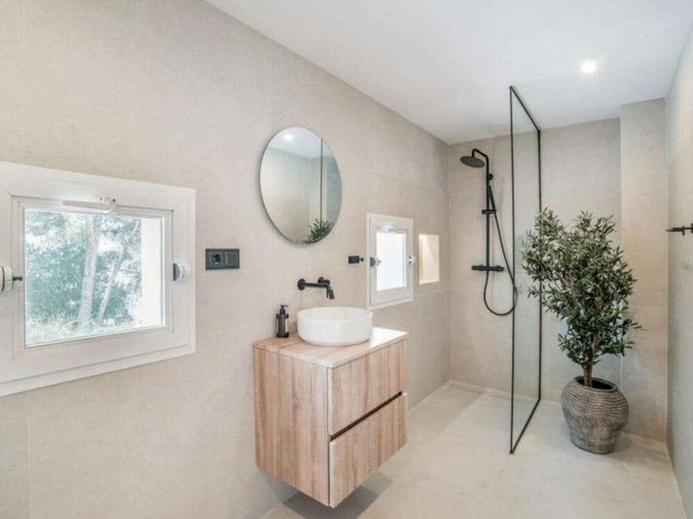 Apartamento de 3 habitaciones en La Quinta en venta con piscina garaje - 649.000 € (Ref: 9468010)