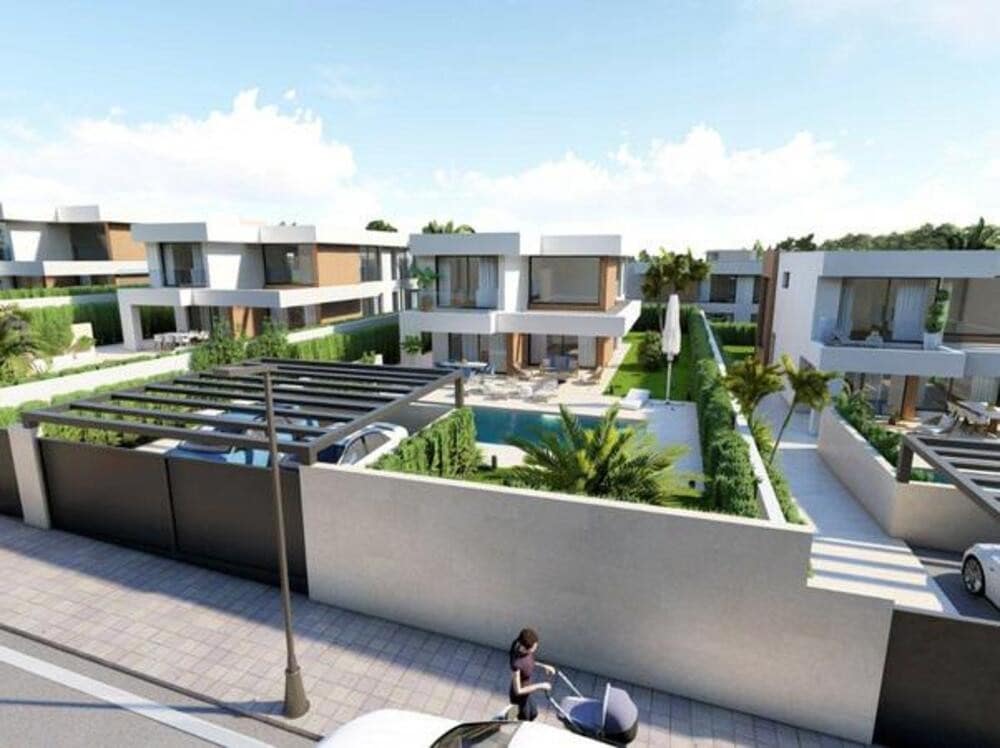 4 soverom Villa til salgs i La Duquesa / Puerto de la Duquesa med svømmebasseng garasje - € 960 000 (Ref: 9470114)