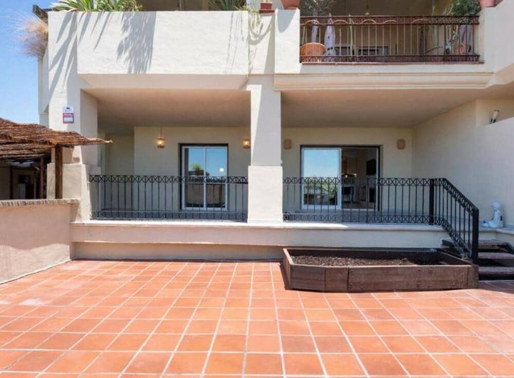 3 bedroom Apartment for sale in New Golden Mile with pool garage - € 390,000 (Ref: 9471885)