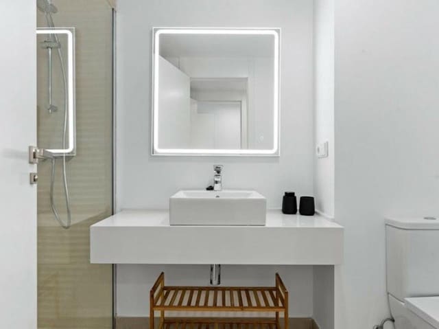 2 sypialnia Penthouse do wynajęcia w Buenas Noches, Estepona z basenem garażem - 2 000 € (Ref: 9471886)