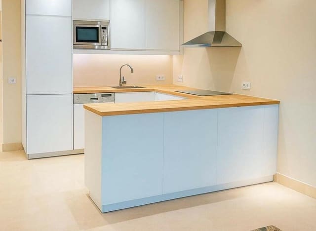 3 soverom Leilighet til salgs i La Dama de Noche - La Alzambra, Marbella med garasje - € 960 000 (Ref: 9471887)