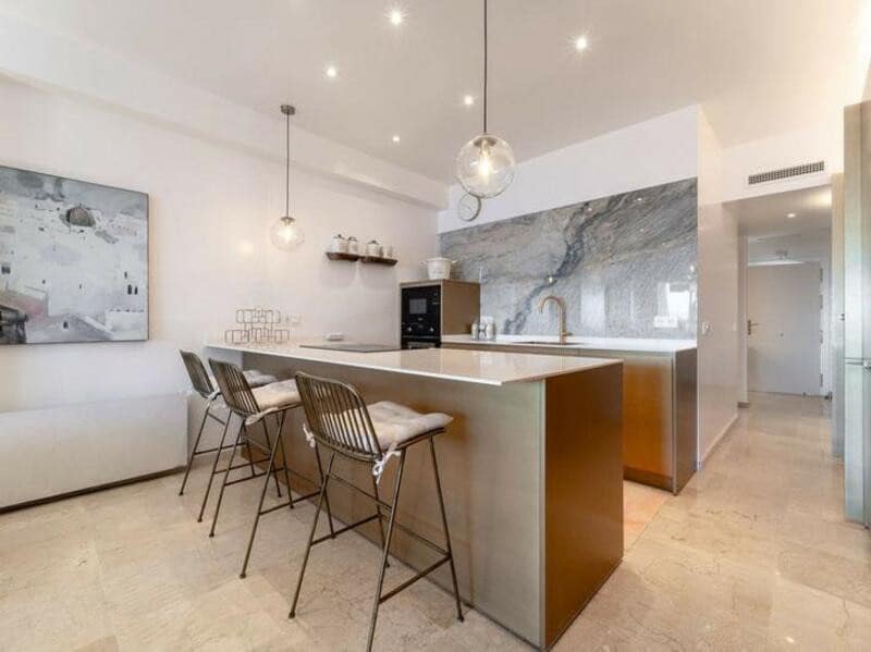 3 quarto Apartamento para venda em Guadalmina com piscina garagem - 1 495 000 € (Ref: 9471888)