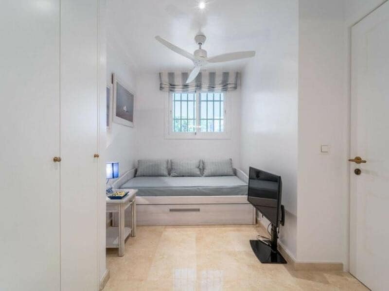 3 quarto Apartamento para venda em Guadalmina com piscina garagem - 1 495 000 € (Ref: 9471888)