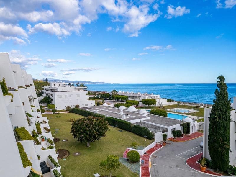 3 quarto Apartamento para venda em Guadalmina com piscina garagem - 1 495 000 € (Ref: 9471888)