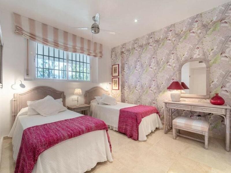 3 bedroom Apartment for sale in Guadalmina with pool garage - € 1,495,000 (Ref: 9471888)