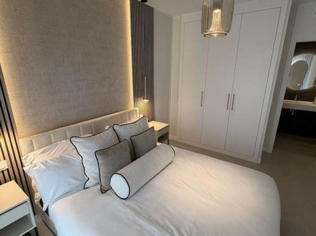 3 sovrum Semi-fristående Villa att hyra i Atalaya-Isdabe, Estepona - 7 500 € (Ref: 9473656)