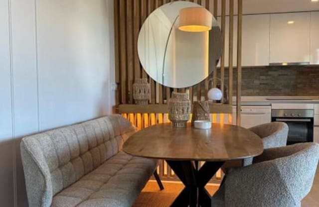 2 quarto Apartamento para arrendar em La Concha - Resina Golf, Estepona com piscina garagem - 2 300 € (Ref: 9473657)