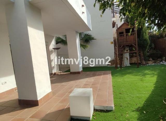 Casa de 4 habitaciones en Lomas De Marbella, Marbella en alquiler con piscina garaje - 3.800 € (Ref: 9480823)