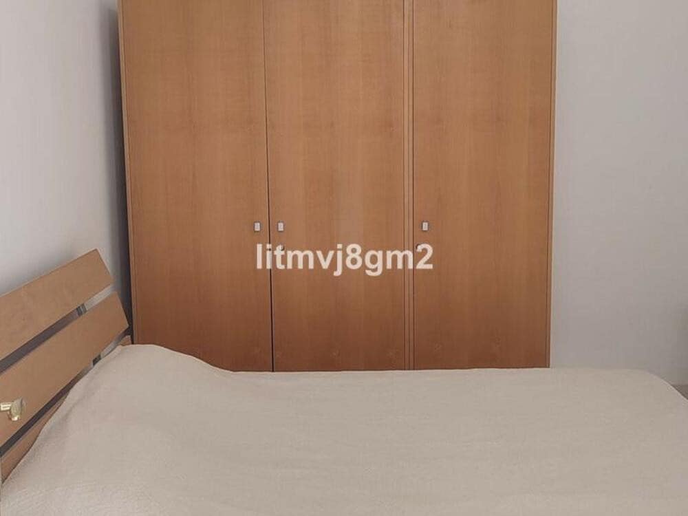 4 bedroom Townhouse for rent in Marbella with pool garage - € 3,800 (Ref: 9480823)