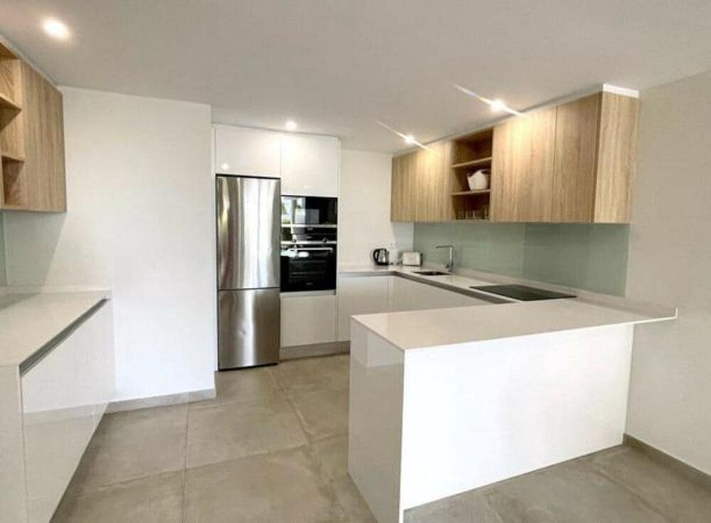 Apartamento de 2 habitaciones en Cancelada en alquiler con piscina garaje - 2.300 € (Ref: 9480824)