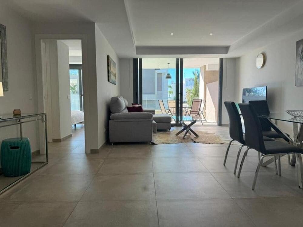 Apartamento de 2 habitaciones en Cancelada en alquiler con piscina garaje - 2.300 € (Ref: 9480824)