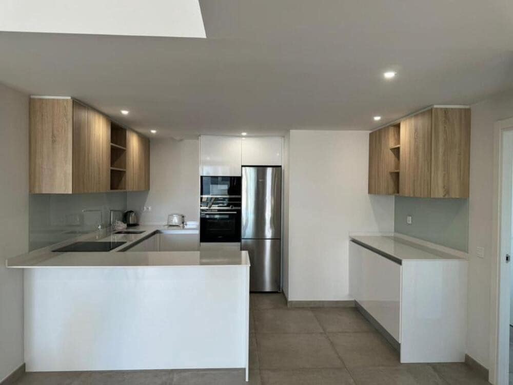 Apartamento de 2 habitaciones en Cancelada en alquiler con piscina garaje - 2.300 € (Ref: 9480824)