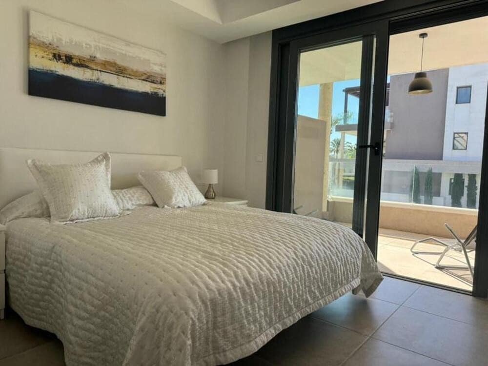 Apartamento de 2 habitaciones en Cancelada en alquiler con piscina garaje - 2.300 € (Ref: 9480824)