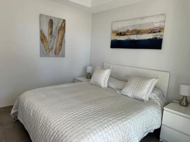 Apartamento de 2 habitaciones en Cancelada, Estepona en alquiler con piscina garaje - 2.300 € (Ref: 9480824)