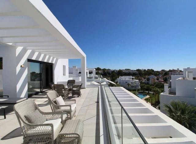 3 Zimmer Penthouse zu verkaufen in El Paraiso, Estepona mit Pool Garage - 998.500 € (Ref: 9481680)