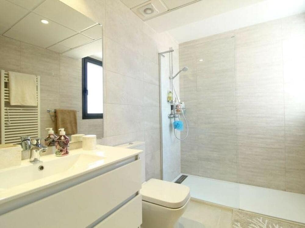 3 Zimmer Penthouse zu verkaufen in El Paraiso mit Pool Garage - 998.500 € (Ref: 9481680)