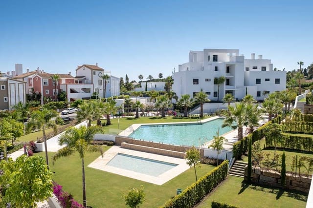 3 Zimmer Penthouse zu verkaufen in El Paraiso, Estepona mit Pool Garage - 998.500 € (Ref: 9481680)