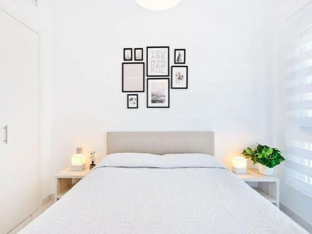 3 sypialnia Penthouse do wynajęcia w Bel-Air, Estepona z garażem - 3 000 € (Ref: 9488036)