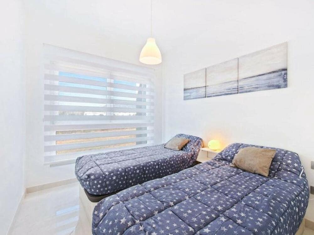 3 sypialnia Penthouse do wynajęcia w Estepona z garażem - 3 000 € (Ref: 9488036)