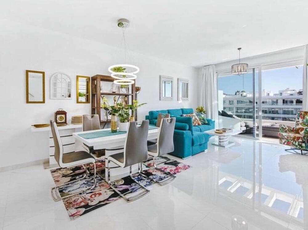 3 sypialnia Penthouse do wynajęcia w Estepona z garażem - 3 000 € (Ref: 9488036)