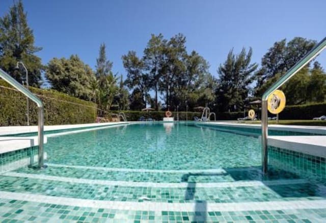 3 slaapkamer Appartement te huur in La Quinta, Benahavís met garage - € 4.000 (Ref: 9488037)