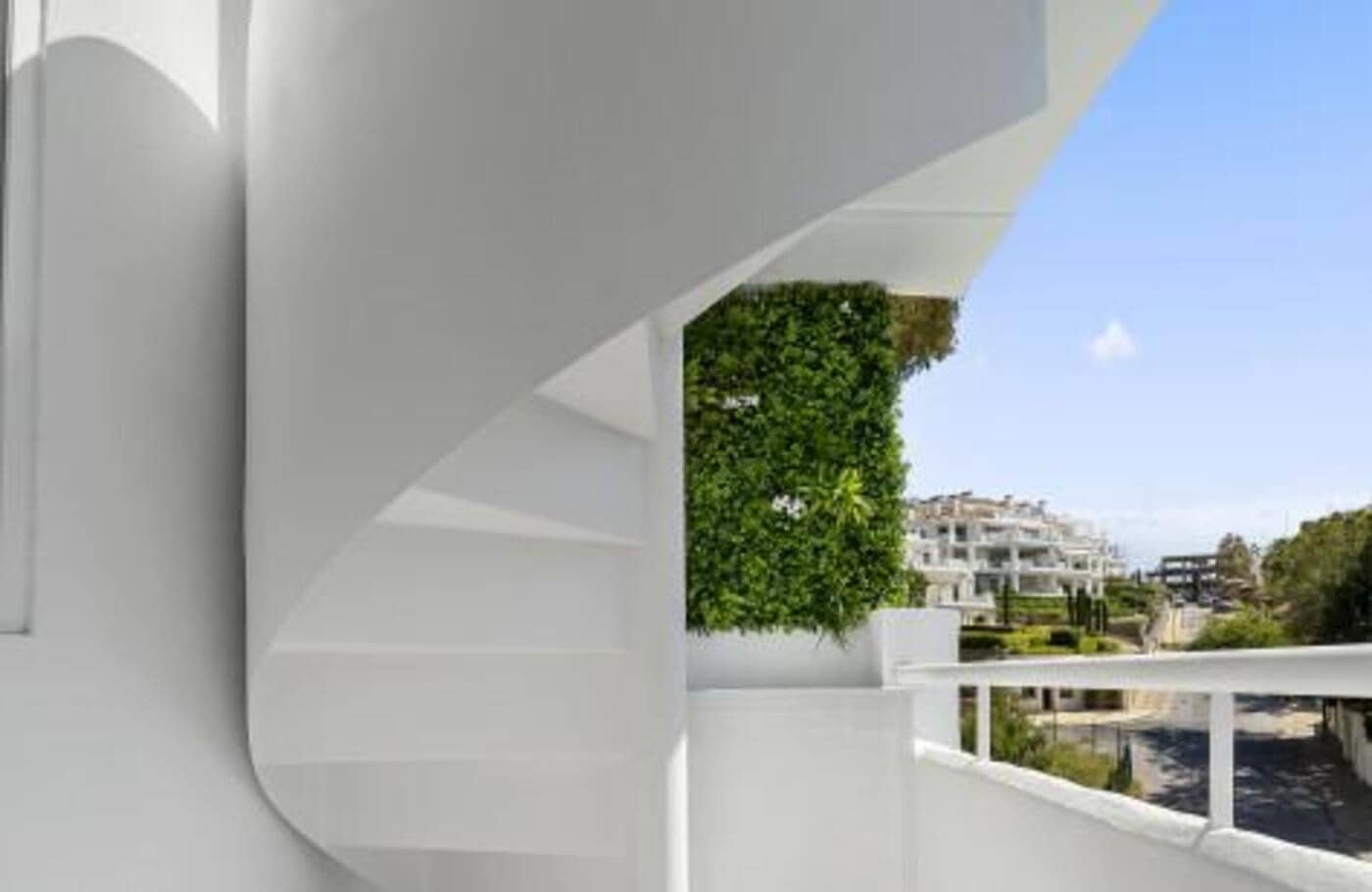 3 makuuhuone Kattohuoneisto vuokrattavana paikassa Marbella mukana uima-altaan 
autotalli - 5 000 € (Ref: 9488038)