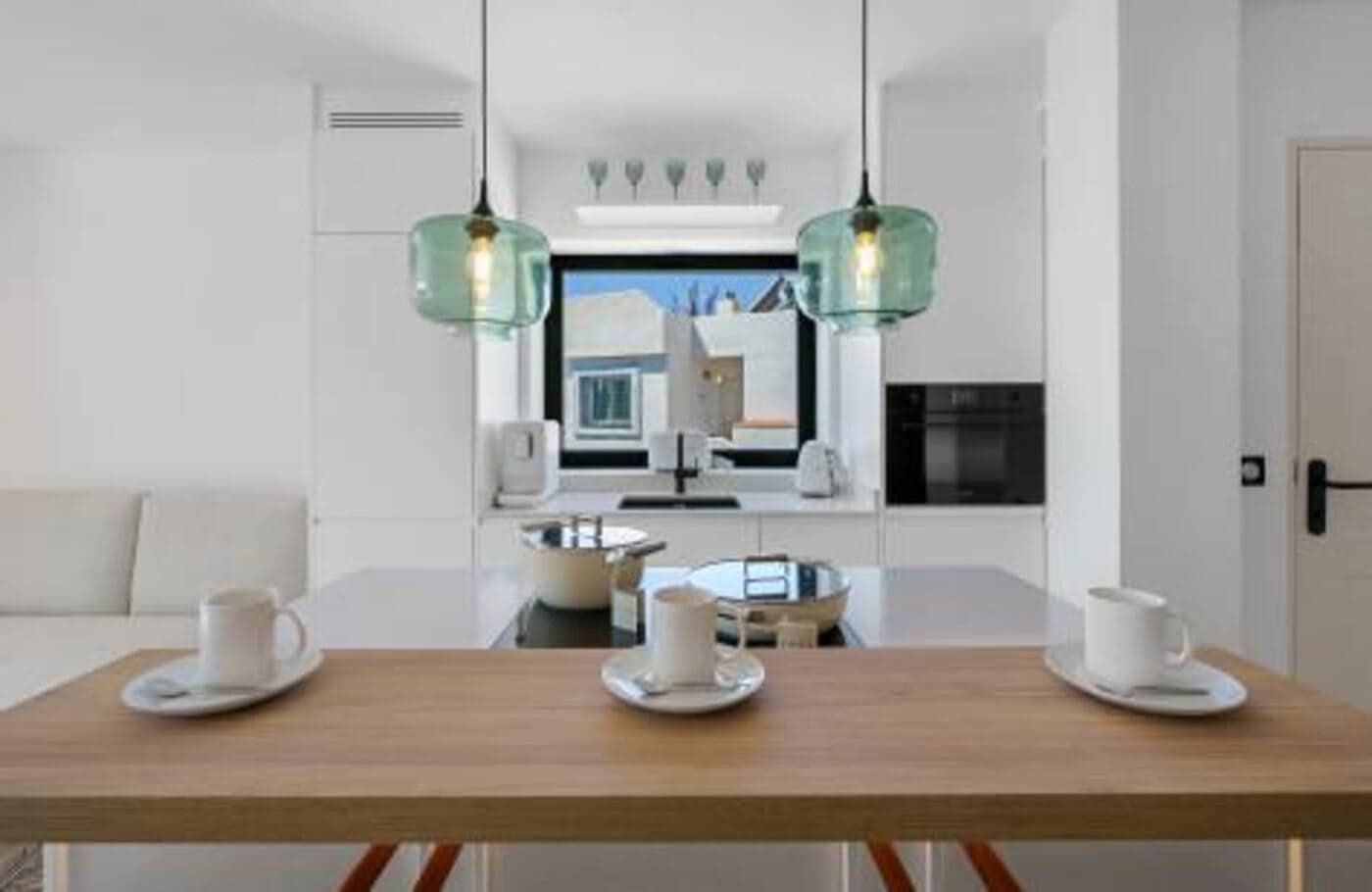 3 makuuhuone Kattohuoneisto vuokrattavana paikassa Marbella mukana uima-altaan 
autotalli - 5 000 € (Ref: 9488038)