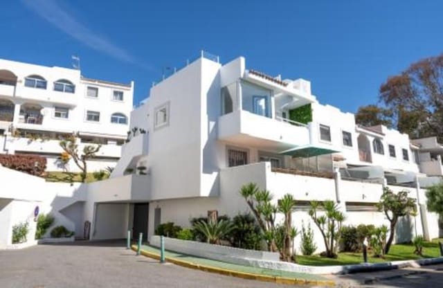 3 makuuhuone Kattohuoneisto vuokrattavana paikassa Los Naranjos, Marbella mukana uima-altaan 
autotalli - 5 000 € (Ref: 9488038)