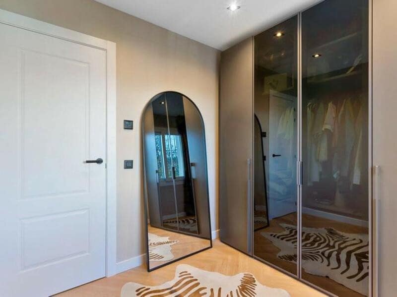 4 makuuhuone Omakotitalo vuokrattavana paikassa Guadalmina mukana uima-altaan 
autotalli - 5 000 € (Ref: 9488040)