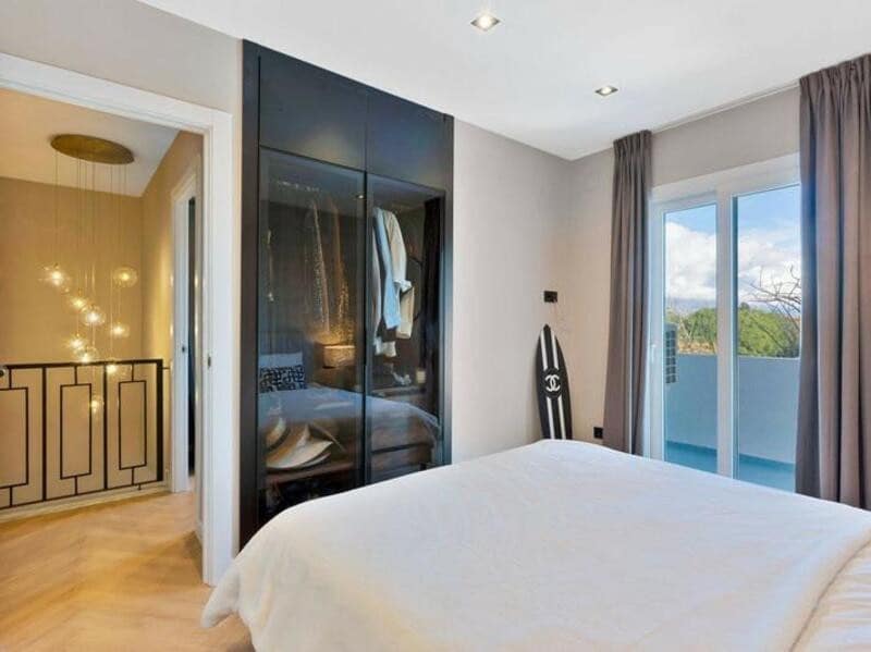 4 bedroom Townhouse for rent in Guadalmina with pool garage - € 7,000 (Ref: 9488040)