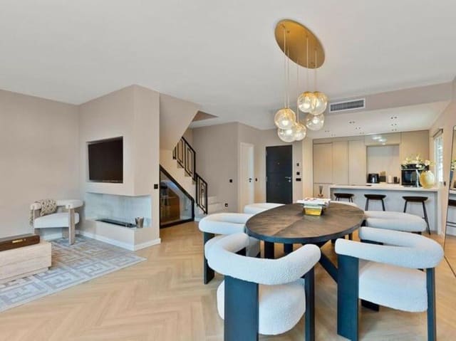 4 makuuhuone Omakotitalo vuokrattavana paikassa Guadalmina Baja, Marbella mukana uima-altaan 
autotalli - 7 000 € (Ref: 9488040)