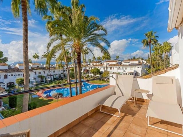 4 makuuhuone Omakotitalo vuokrattavana paikassa Guadalmina Baja, Marbella mukana uima-altaan 
autotalli - 7 000 € (Ref: 9488040)