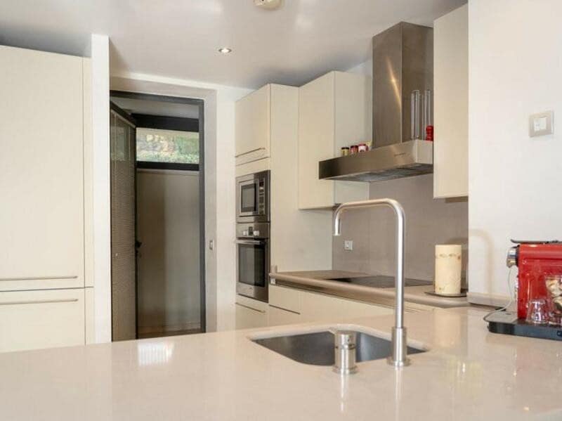 2 sypialnia Dom do wynajęcia w Marbella z basenem garażem - 5 300 € (Ref: 9488041)