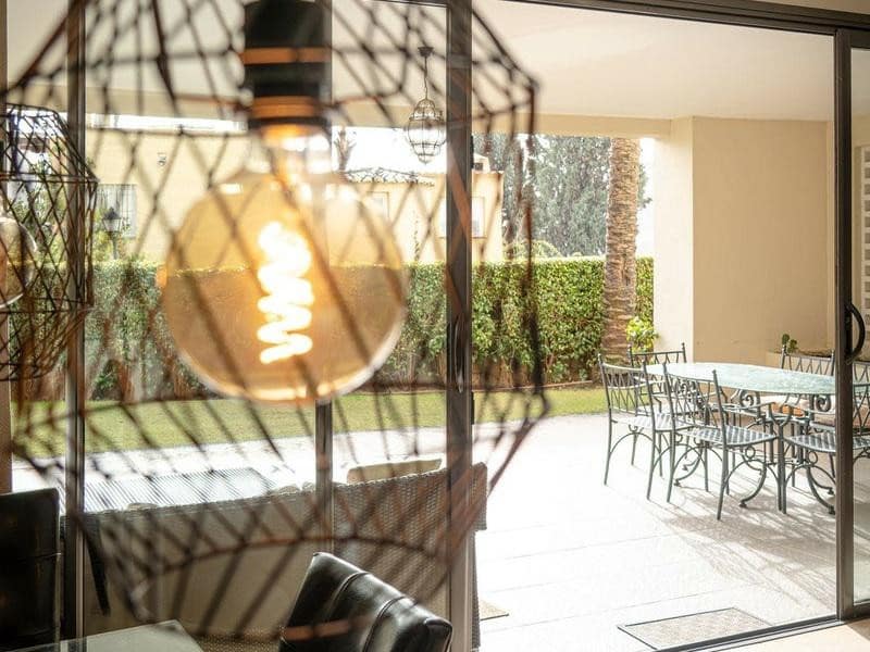 2 sypialnia Dom do wynajęcia w Marbella z basenem garażem - 5 300 € (Ref: 9488041)