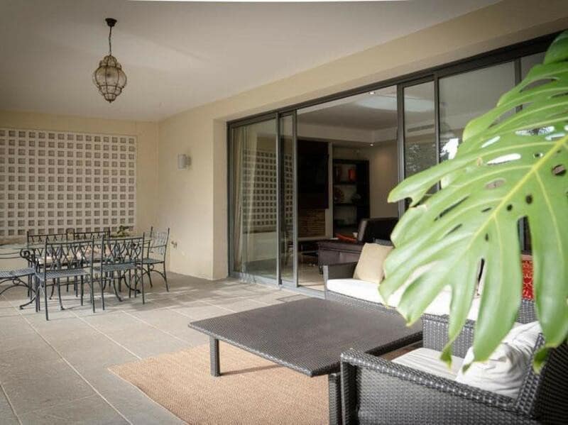 2 sypialnia Dom do wynajęcia w Marbella z basenem garażem - 5 300 € (Ref: 9488041)