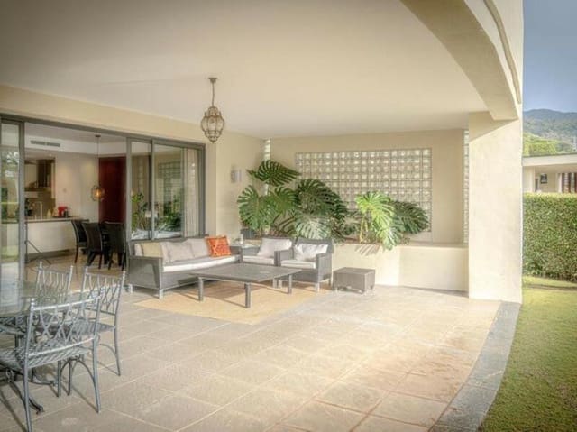 2 bedroom Townhouse for rent in Sierra Blanca, Marbella with pool garage - € 5,300 (Ref: 9488041)