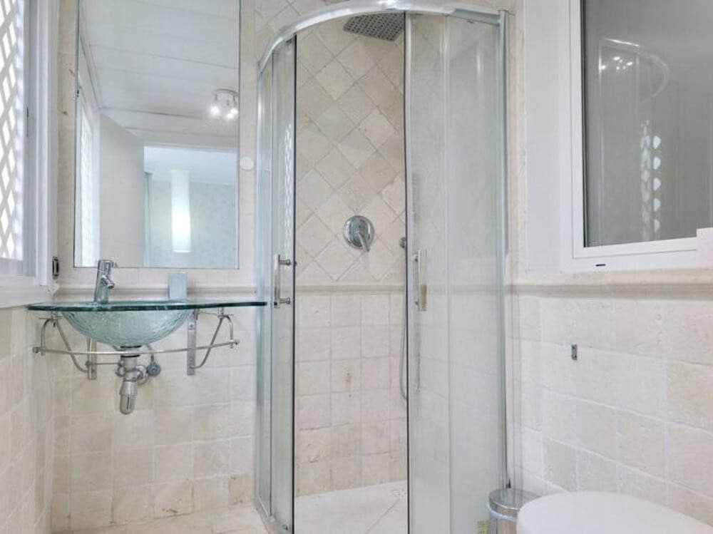 3 bedroom Penthouse for rent in Marbella with pool garage - € 3,950 (Ref: 9488574)