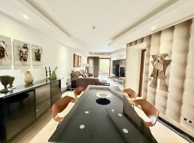 3 sypialnia Apartament do wynajęcia w El Padrón, Estepona z basenem garażem - 2 500 € (Ref: 9488576)