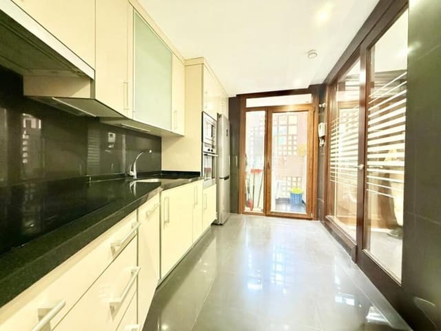 3 sypialnia Apartament do wynajęcia w El Padrón, Estepona z basenem garażem - 2 500 € (Ref: 9488576)