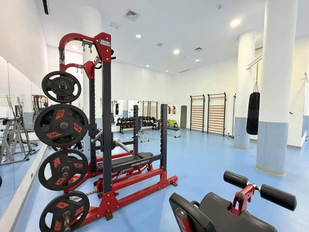 3 sypialnia Apartament do wynajęcia w Estepona z basenem garażem - 2 500 € (Ref: 9488576)