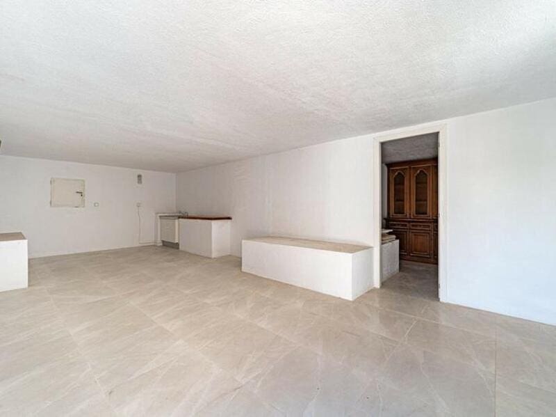 3 soveværelse Byhus til salg i Marbella med swimmingpool garage - € 699.000 (Ref: 9490962)