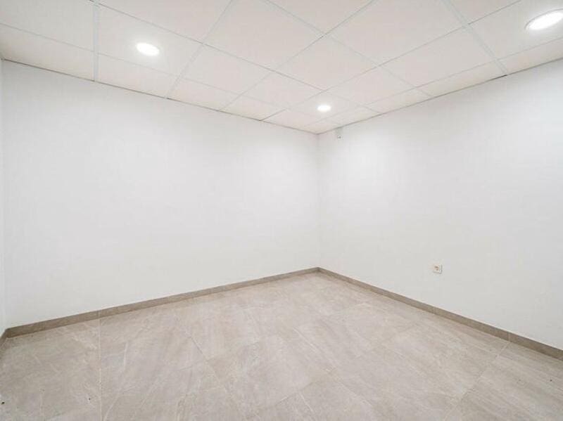 3 soveværelse Byhus til salg i Marbella med swimmingpool garage - € 699.000 (Ref: 9490962)