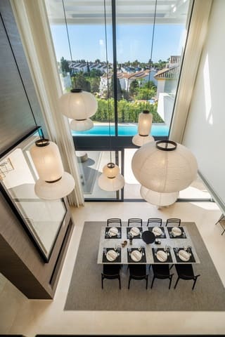 6 Zimmer Villa zu verkaufen in El Paraiso, Estepona mit Pool Garage - 2.995.000 € (Ref: 9490963)