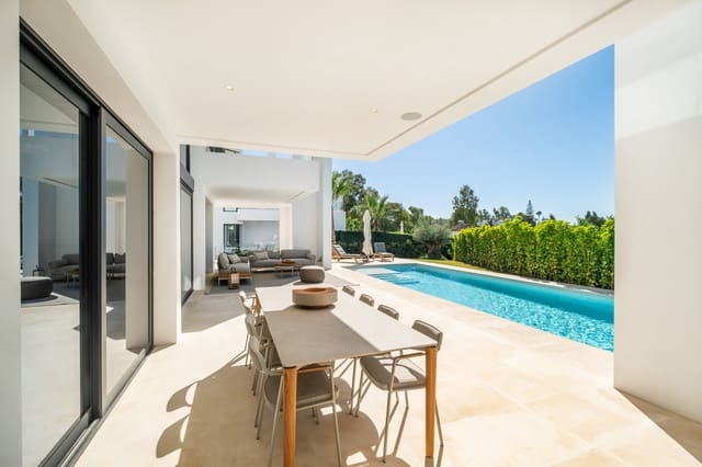 6 sypialnia Willa na sprzedaż w El Paraiso, Estepona z basenem garażem - 2 995 000 € (Ref: 9490963)